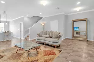 13901 River Willow Pl, Tampa, FL 33637 - Photo 5