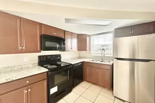 3323 Fairmount Dr, Holiday, FL 34691 - Photo 9