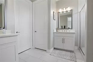 4540 Almada Ln, Wesley Chapel, FL 33543 - Photo 17