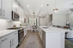 4540 Almada Ln, Wesley Chapel, FL 33543 - Photo 11