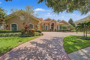 1306 Playmoor Dr, Palm Harbor, FL 34683 - Photo 77