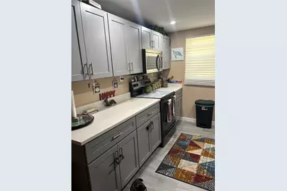 6115 Cliff Avenue, Gibsonton, FL 33534 - Photo 7