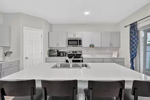 12879 French Market Dr, Riverview, FL 33579 - Photo 5