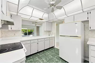 127 Wintersong Lane, Sun City Center, FL 33573 - Photo 11