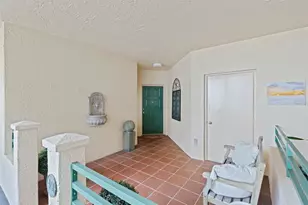 4737 Dolphin Cay Ln S, Saint Petersburg, FL 33711 - Photo 3