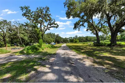 9922 Rockhill Road, Thonotosassa, FL 33592 - Photo 35