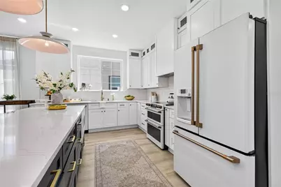 1717 Massachusetts Avenue NE, Saint Petersburg, FL 33703 - Photo 11