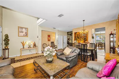 11217 Laurel Brook Court, Riverview, FL 33569 - Photo 7