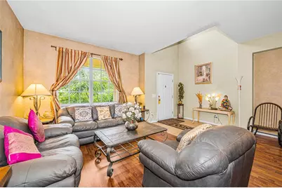 11217 Laurel Brook Court, Riverview, FL 33569 - Photo 5