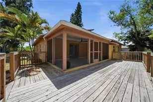 906 Carlton Rd, Tarpon Springs, FL 34689 - Photo 21