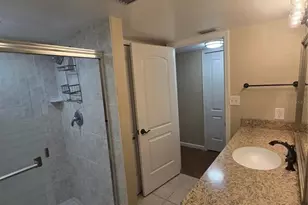285 107th Ave, Treasure Island, FL 33706 - Photo 21