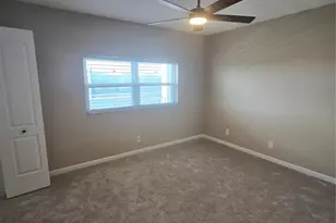 285 107th Ave, Treasure Island, FL 33706 - Photo 25