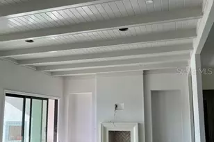 2051 Illinois Ave NE, Saint Petersburg, FL 33703 - Photo 13