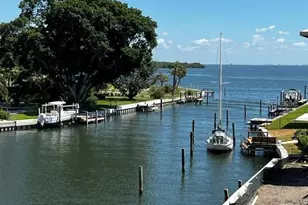 2051 Illinois Ave NE, Saint Petersburg, FL 33703 - Photo 15