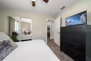 2132 Isabelle St, Largo, FL 33774 - Photo 9