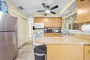 10196 Heathcliff St, Spring Hill, FL 34608 - Photo 17
