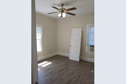 1924 30th Street S, Saint Petersburg, FL 33712 - Photo 5