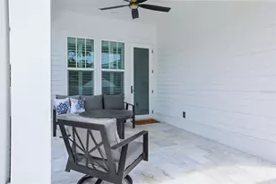 876 44th Ave N, Saint Petersburg, FL 33703 - Photo 53