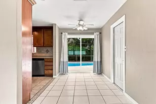 8380 52nd Ln N, Pinellas Park, FL 33781 - Photo 9