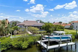 949 Allegro Ln, Apollo Beach, FL 33572 - Photo 17