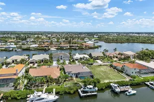 949 Allegro Ln, Apollo Beach, FL 33572 - Photo 11