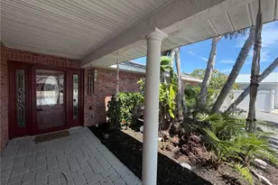6512 King Palm Way, Apollo Beach, FL 33572 - Photo 5