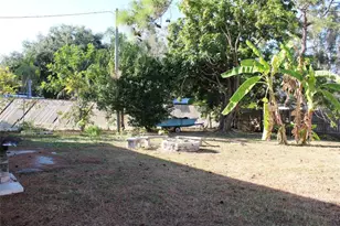 6121 56th Ave N, Saint Petersburg, FL 33709 - Photo 9