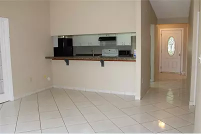 6121 56th Avenue N, Saint Petersburg, FL 33709 - Photo 3