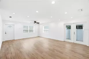 1867 Michigan Ave NE, Saint Petersburg, FL 33703 - Photo 5