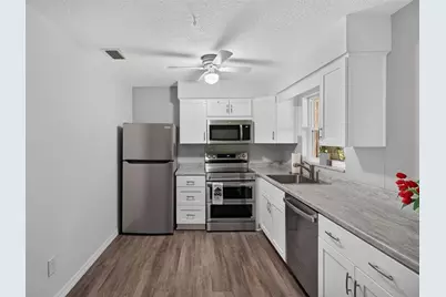 1150 1st Avenue NW, Largo, FL 33770 - Photo 7