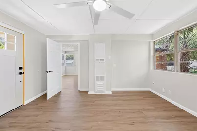 1202 E Caroline Street, Tavares, FL 32778 - Photo 3