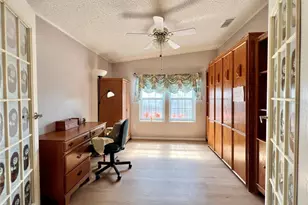 51 Pindo Palm St E, Largo, FL 33770 - Photo 17