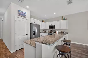 11411 Tangle Branch Ln, Gibsonton, FL 33534 - Photo 9