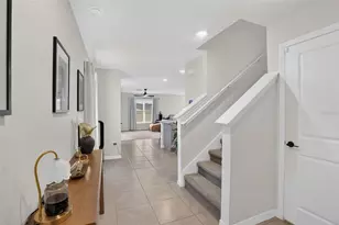 13646 Mount Ivy Ct, Dade City, FL 33525 - Photo 11