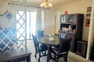 619 Riviera Bay Dr NE, Saint Petersburg, FL 33702 - Photo 5