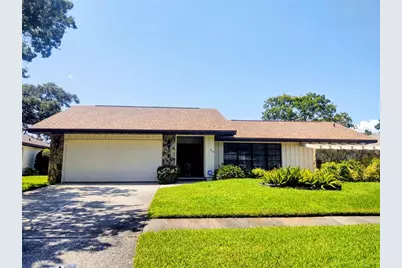 619 Riviera Bay Drive NE, Saint Petersburg, FL 33702 - Photo 1