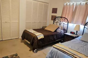 619 Riviera Bay Dr NE, Saint Petersburg, FL 33702 - Photo 13