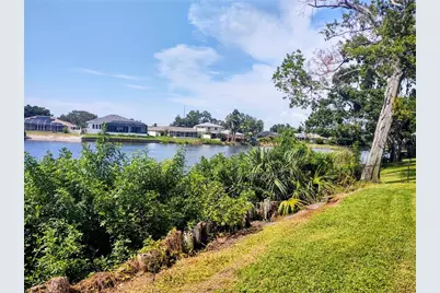 619 Riviera Bay Drive NE, Saint Petersburg, FL 33702 - Photo 19