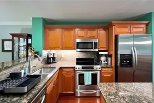 4853 Tuscan Loon Dr, Tampa, FL 33619 - Photo 7