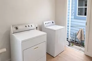 8211 N 10th St, Tampa, FL 33604 - Photo 21