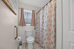 907 Bluewater Dr, Sun City Center, FL 33573 - Photo 23