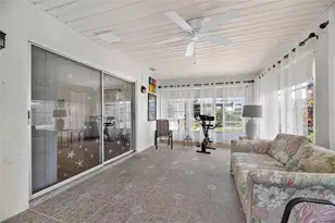 907 Bluewater Dr, Sun City Center, FL 33573 - Photo 31