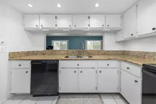 9237 Amazon Dr, New Port Richey, FL 34655 - Photo 5