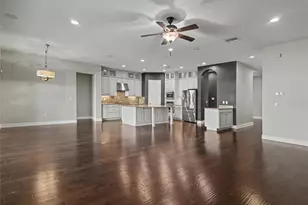 11323 Lake Lucaya Dr, Riverview, FL 33579 - Photo 9