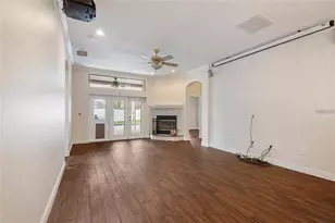4007 Harbor Lake Dr, Lutz, FL 33558 - Photo 9