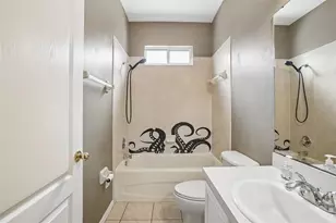 6111 Gannetside Pl, Lithia, FL 33547 - Photo 7