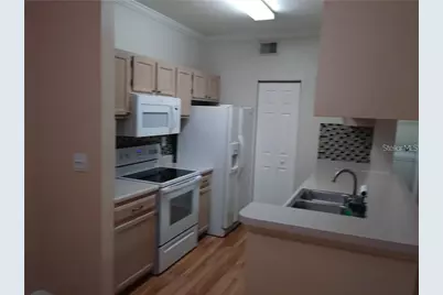 5620 Pinnacle Heights Circle #305, Tampa, FL 33624 - Photo 3