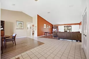 13707 Attley Pl, Tampa, FL 33624 - Photo 3