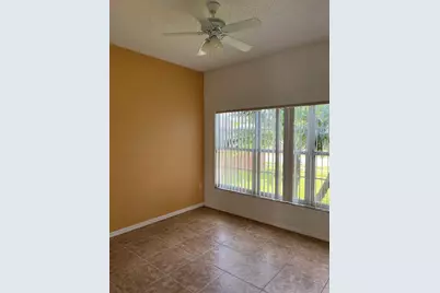 5444 Crepe Myrtle Circle, Kissimmee, FL 34758 - Photo 5