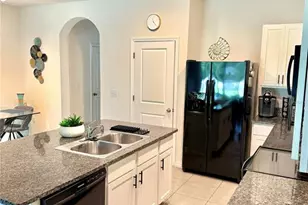 8771 Falling Blue Pl, Riverview, FL 33578 - Photo 9